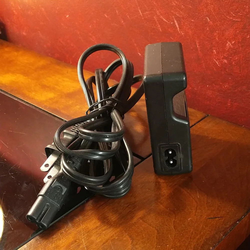 Nikon - MH-23 Battery Charger for EN-EL9 Battery Pack